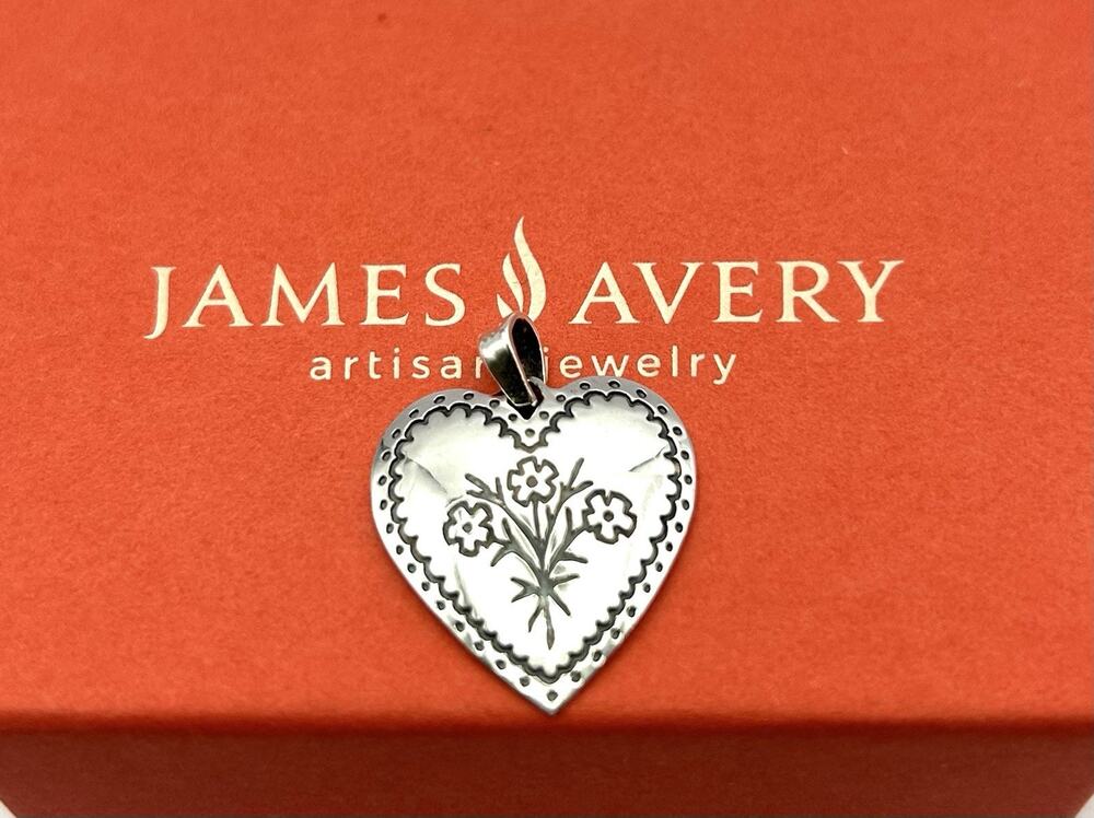 James Avery Retired Embroidery Flowers Heart Sterling Silver Large Charm Pendant